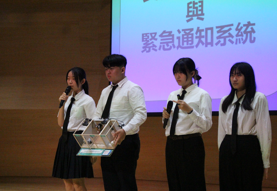 參賽團隊展示原型作品
